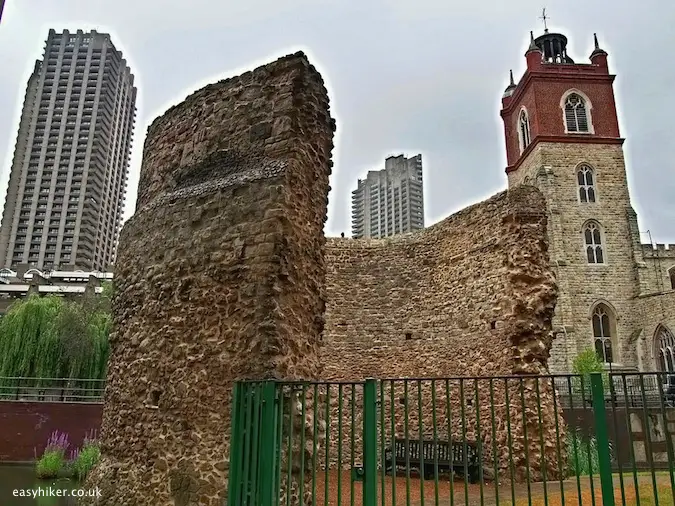 A City Walk Around the London Wall