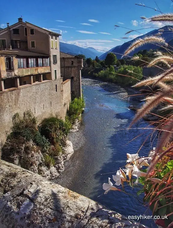 "see Entrevaux when you take the Train des Pignes"