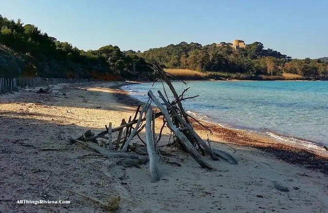 "by the beach - hiking or biking in Porquerolles"