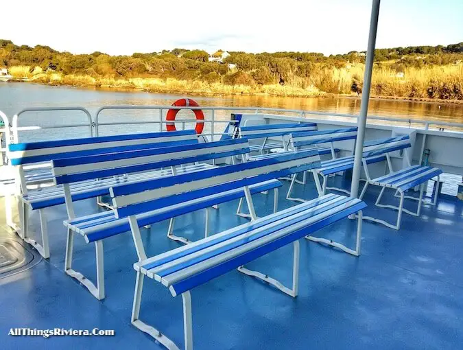 "ferry ride to go hiking or biking in Porquerolles"