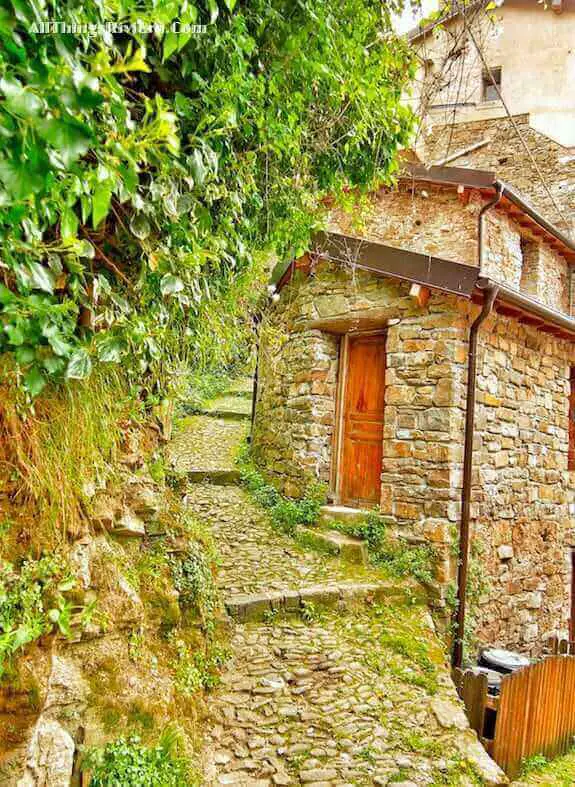 "a lovely spring hike in Apricale starts here"