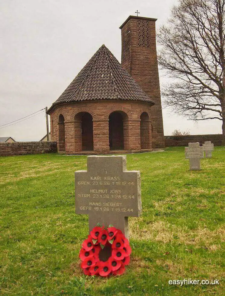 "Recogne War cemetery - Fame of Bastogne"