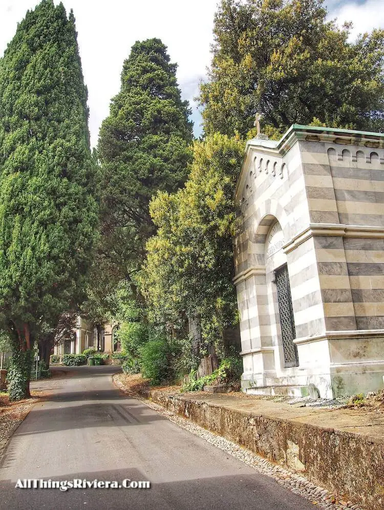 "alleys of Staglione - Cemetery as One of the Wonders of the World"