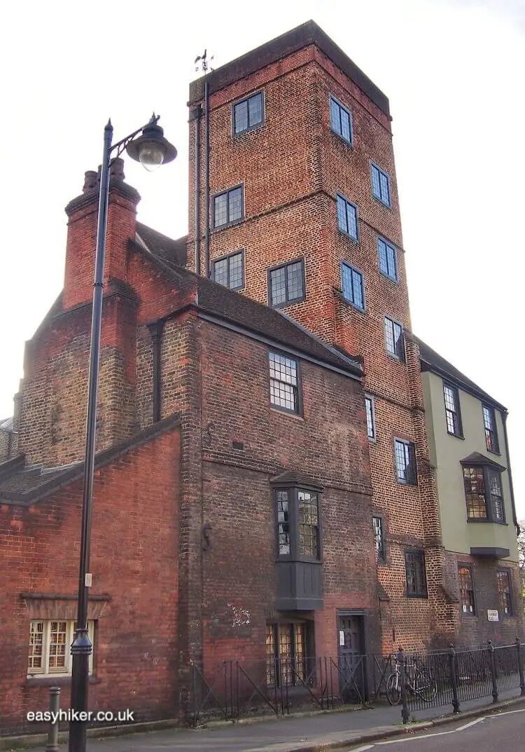 "Canonbury Tower seen along a gentrified London walk"