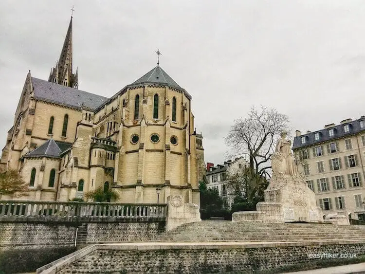 "Church in Pau - 1 Unique View, 2 Dynasties and 101 Champions"