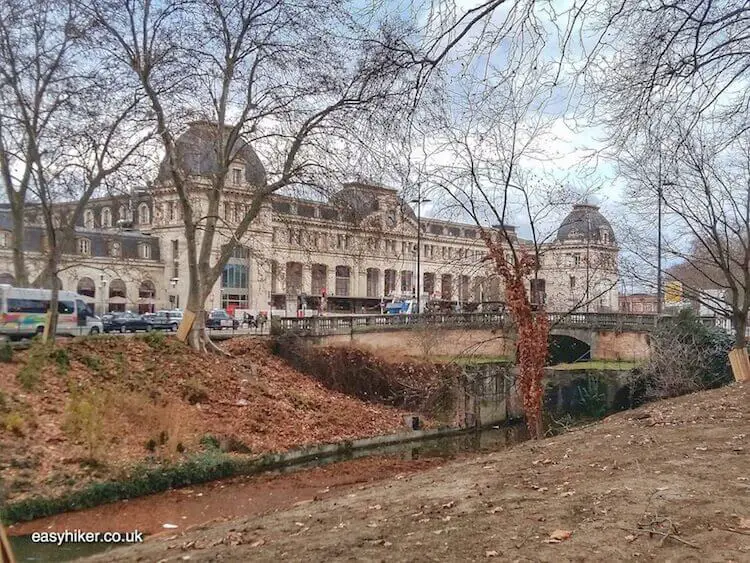 "start here Hiking Part of Canal du Midi in Toulouse"