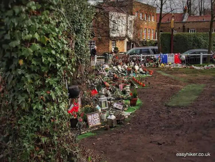 "unofficial memorial - Finding George Michael"