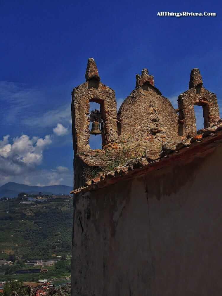 "Italy and its outstanding Ligurian trails"