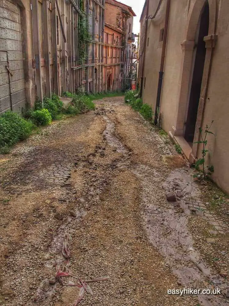 "broken streets of l'Aquila - Eagle with Broken Wings"