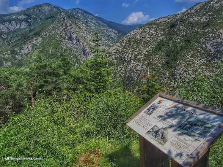 "instructive panels along the hiking trail in La Brigue"