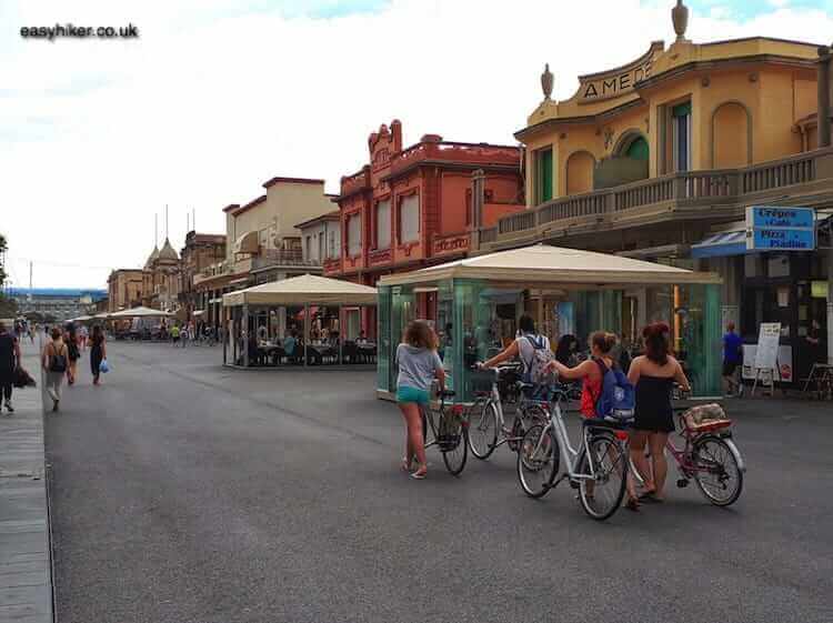 "young people in Viareggio"