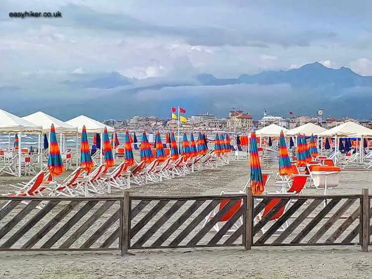 "Beach in Viareggio - Pescara or Viareggio"