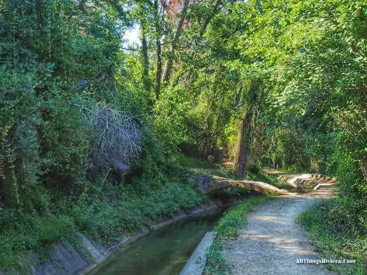 "paths along the Canal de la Siagne"