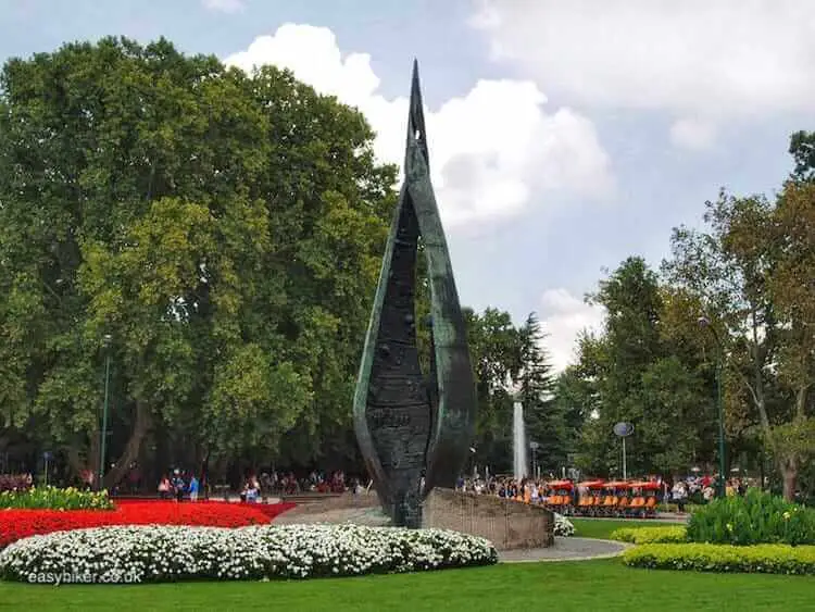 "fountain seen on Walk Along the Banks of the Danube in Budapest"