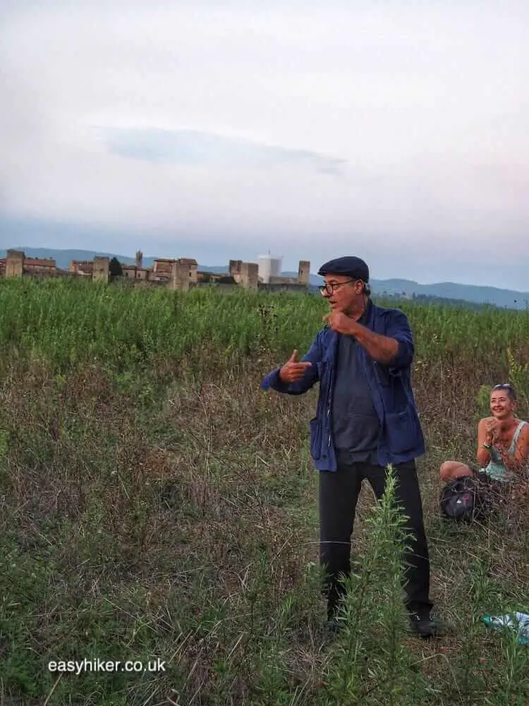 "poetry reading on the hills on the via Francigena Toscana"