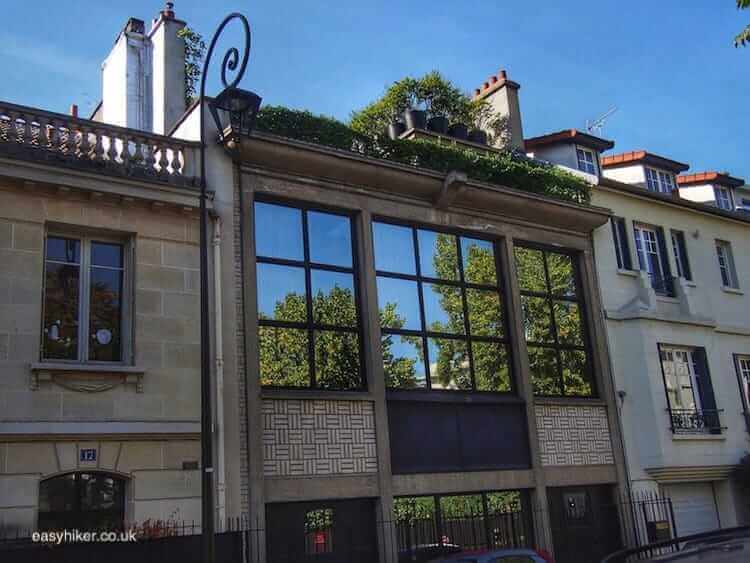 "art deco apartment - modernist architecture in Paris"