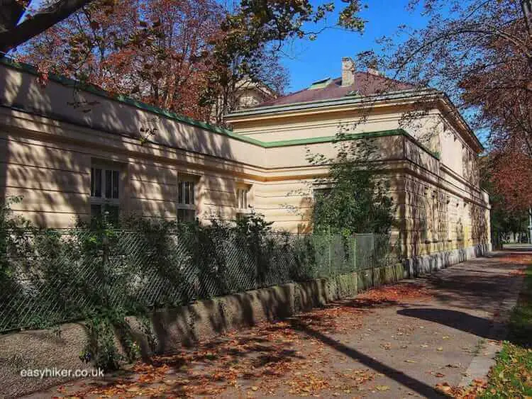 "homeless pension house - on the trail of Hitler and Stalin in Vienna"