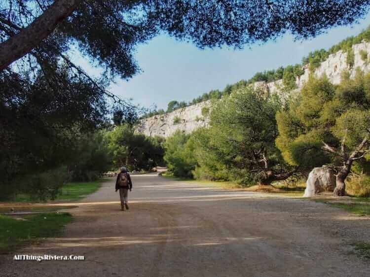 "Easy Hiker on first of three Calanques hike"