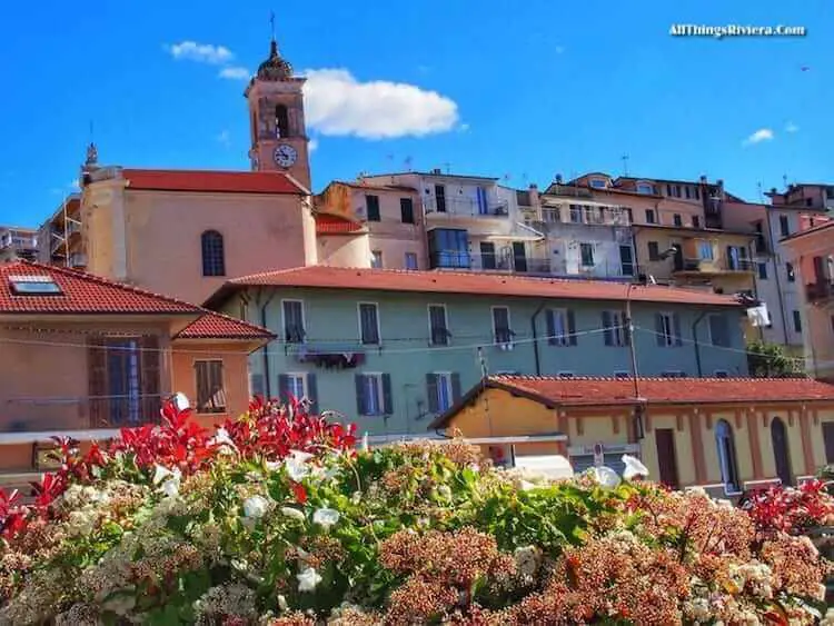 "tackle the uphill walk from Ospedaletti to Coldirodi"