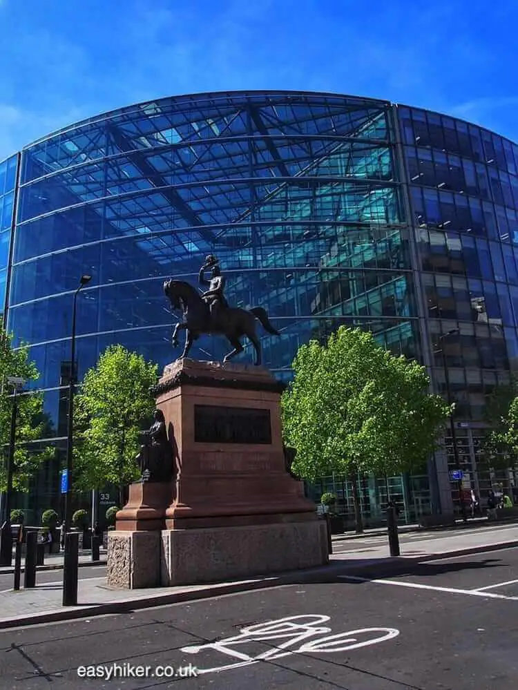 "former Daily Mail offices in Fleet Street"