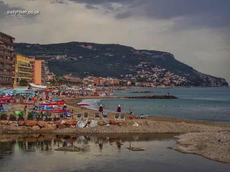 "Beaches in Liguria - Travelling in Italy"