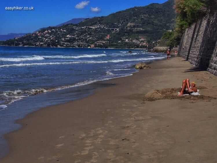 Alla Spiaggia: Once More On To the Beach My Friends