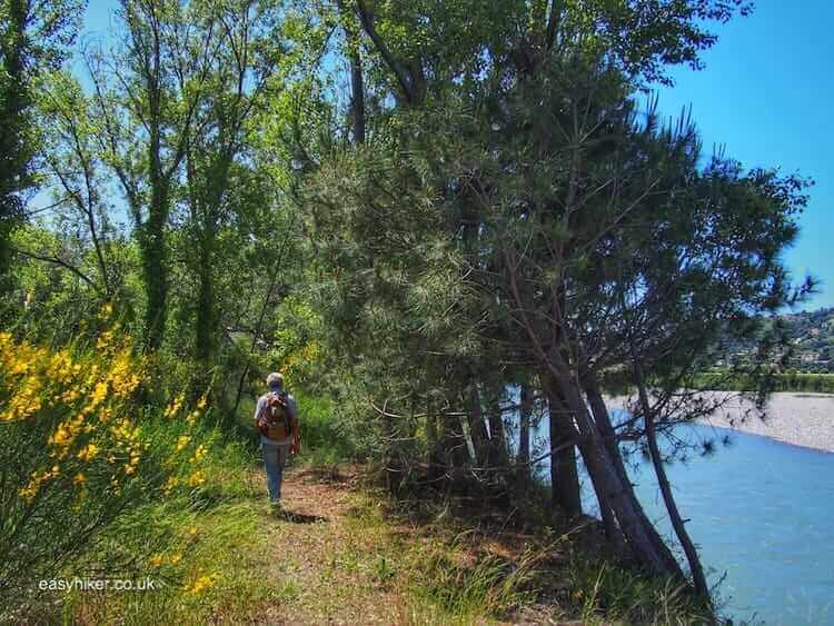 "the beauty og a river walk along the Var"