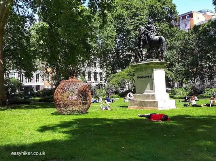 "understanding British life in St James park London"