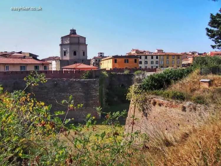 "dry part of the Livorno Canal"