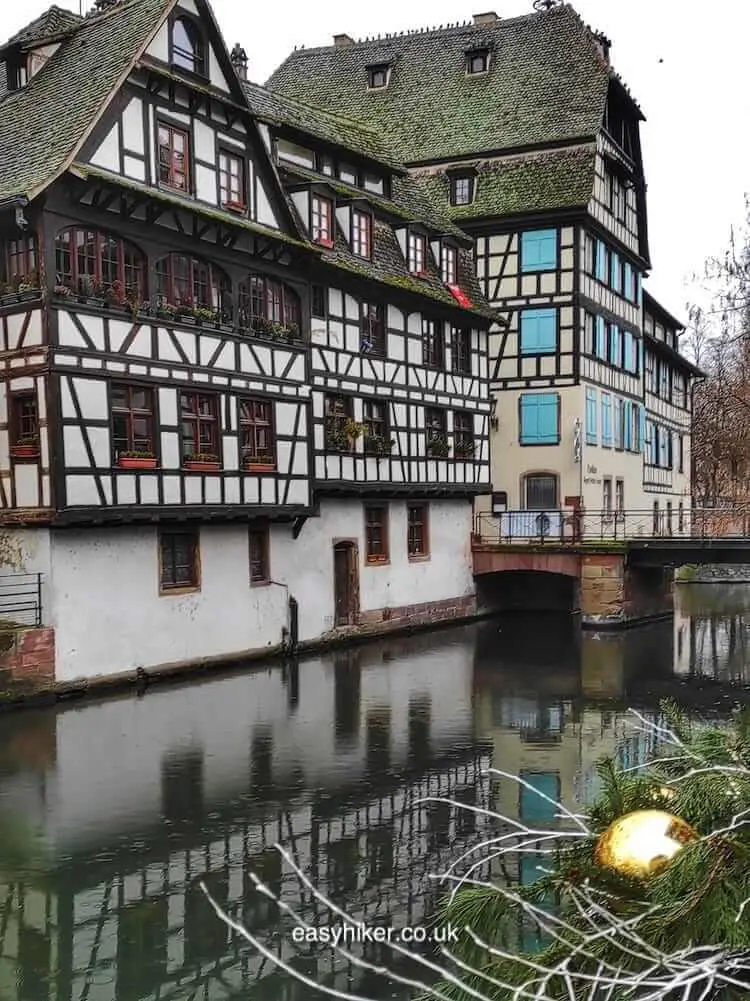 "Walk Around the Ring of Water in Strasbourg"