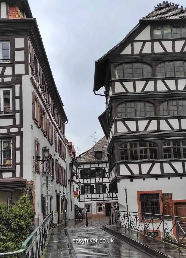 "Walk Around the Ring of Water in Strasbourg"