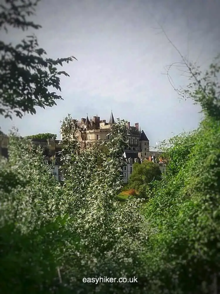 "Perfect Hike in the Valley of the Loire - the castle"