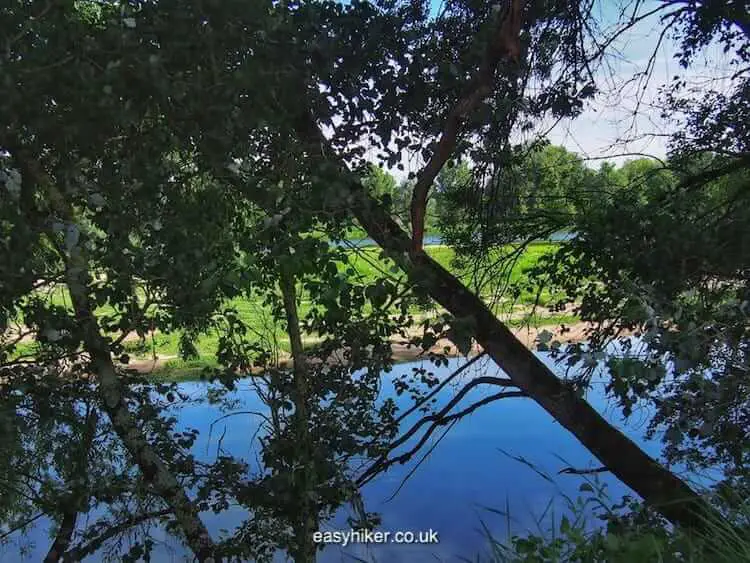 "Perfect Hike in the Valley of the Loire by two rivers"