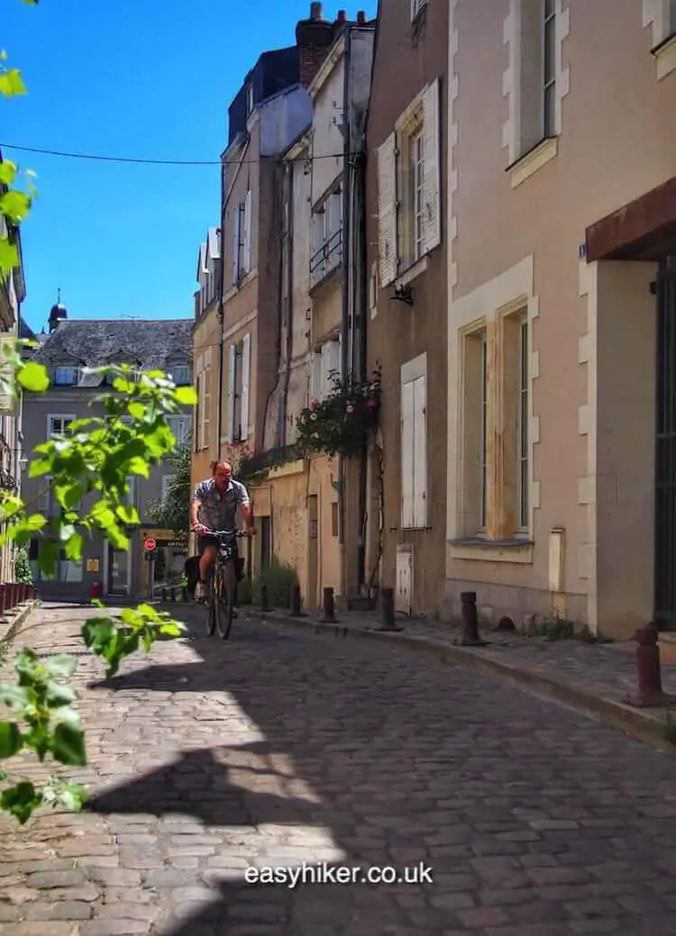 "City center of Angers - River Promenades in Tours and Angers"