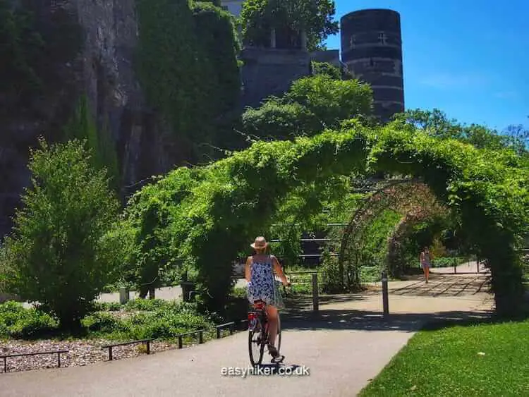 "castles along the River Promenades in Tours and Angers"