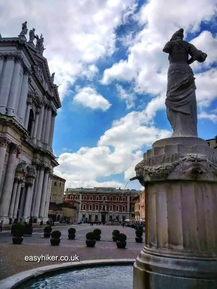 Piazza Paolo VI