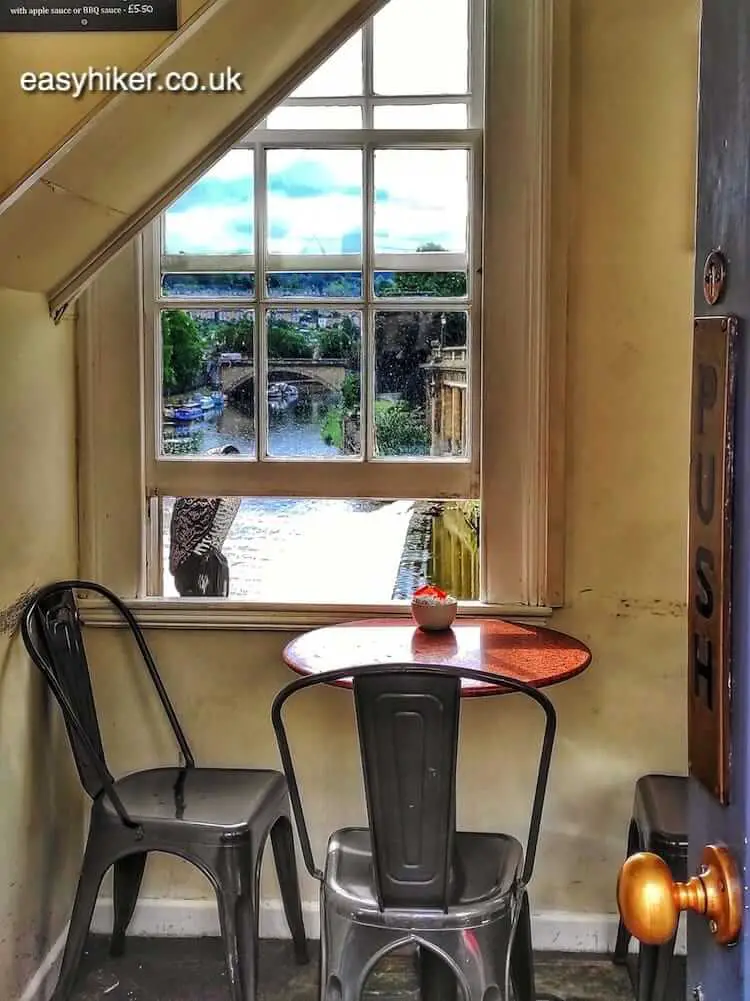 "Cafe on the Pulteney Bridge in Bath"