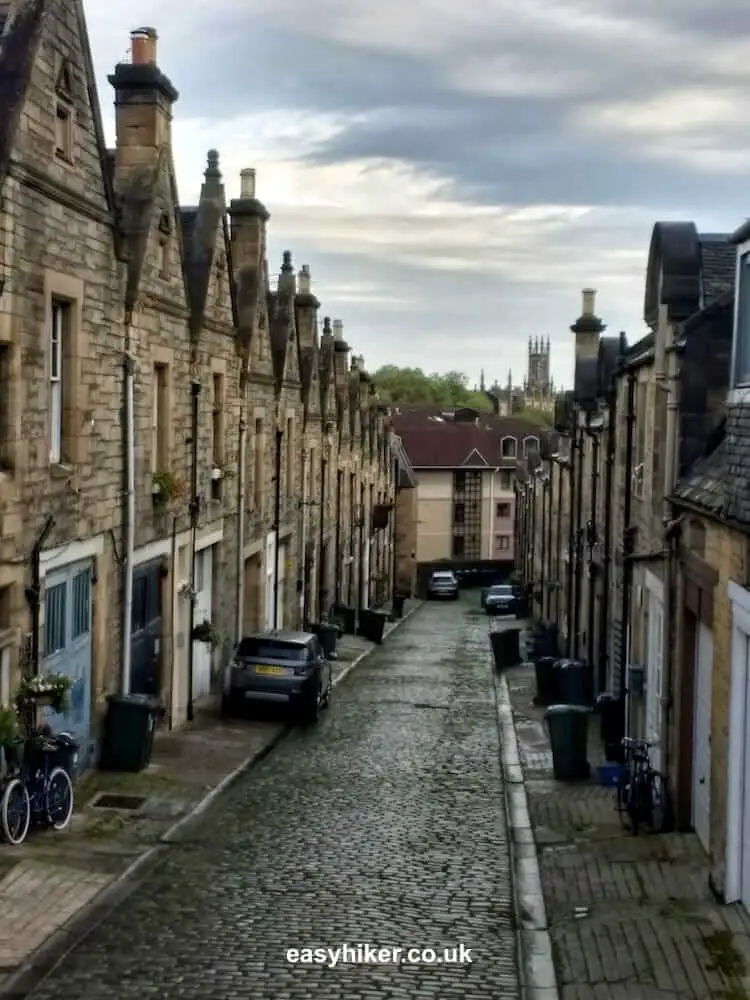 "Wintery Elegance of Edinburgh"