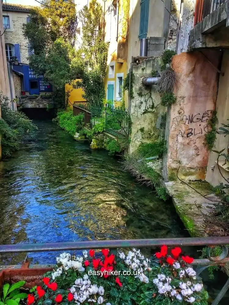 "Moats and Motives of L’Isle-sur-la-Sorgue"